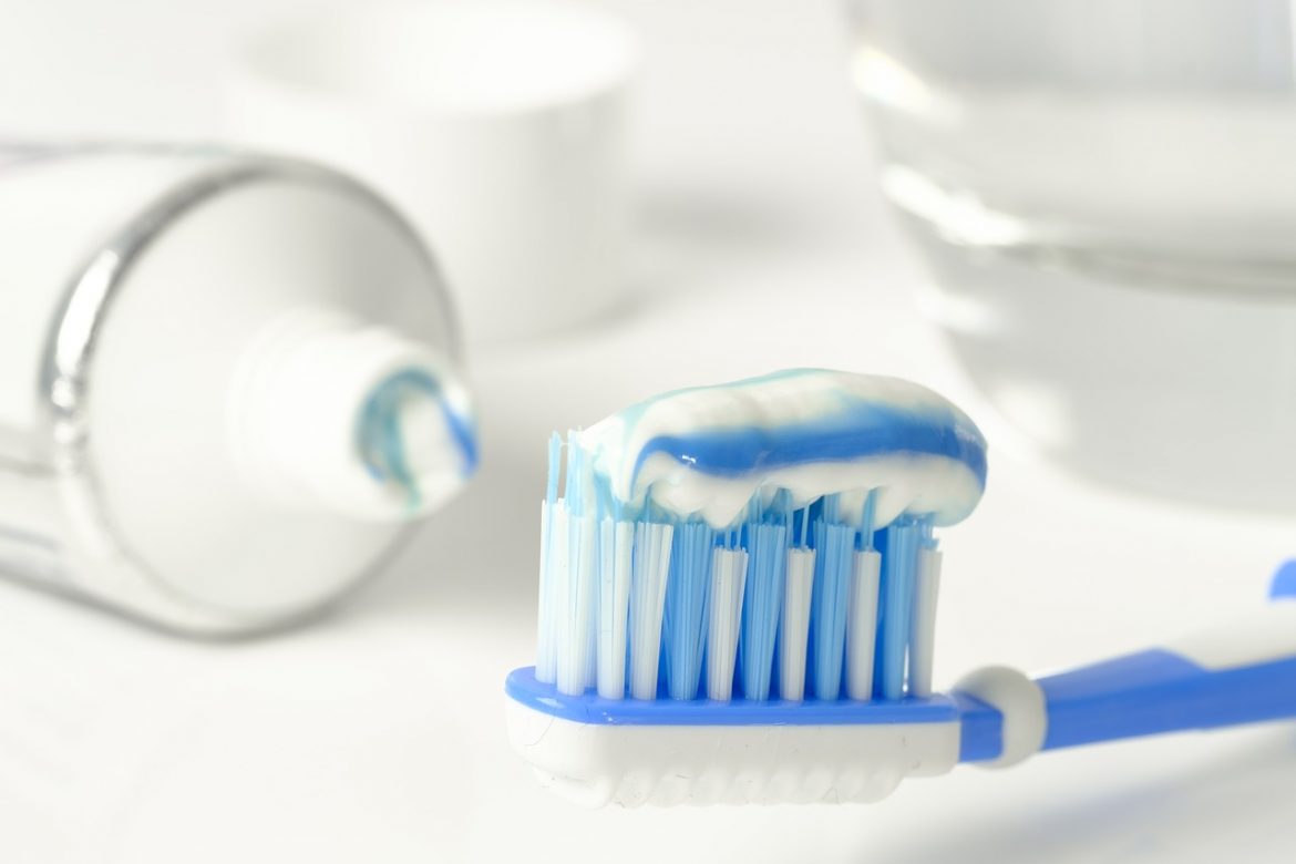 Improve Oral Health: 8 Best Toothpaste to Use This 2022